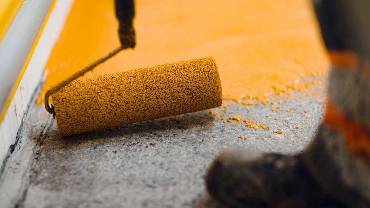 Est-ce que la peinture au sol tient ?