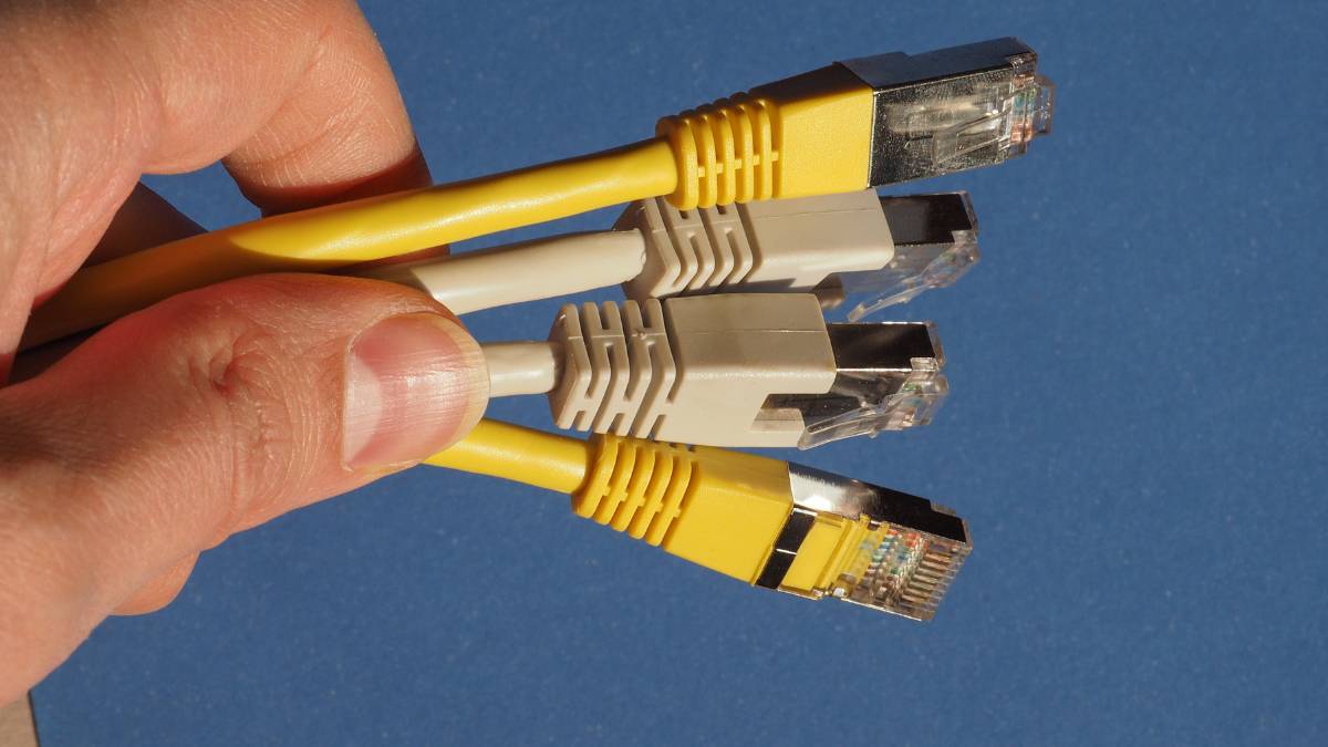 Quelle différence entre cablage A et B RJ45 ?