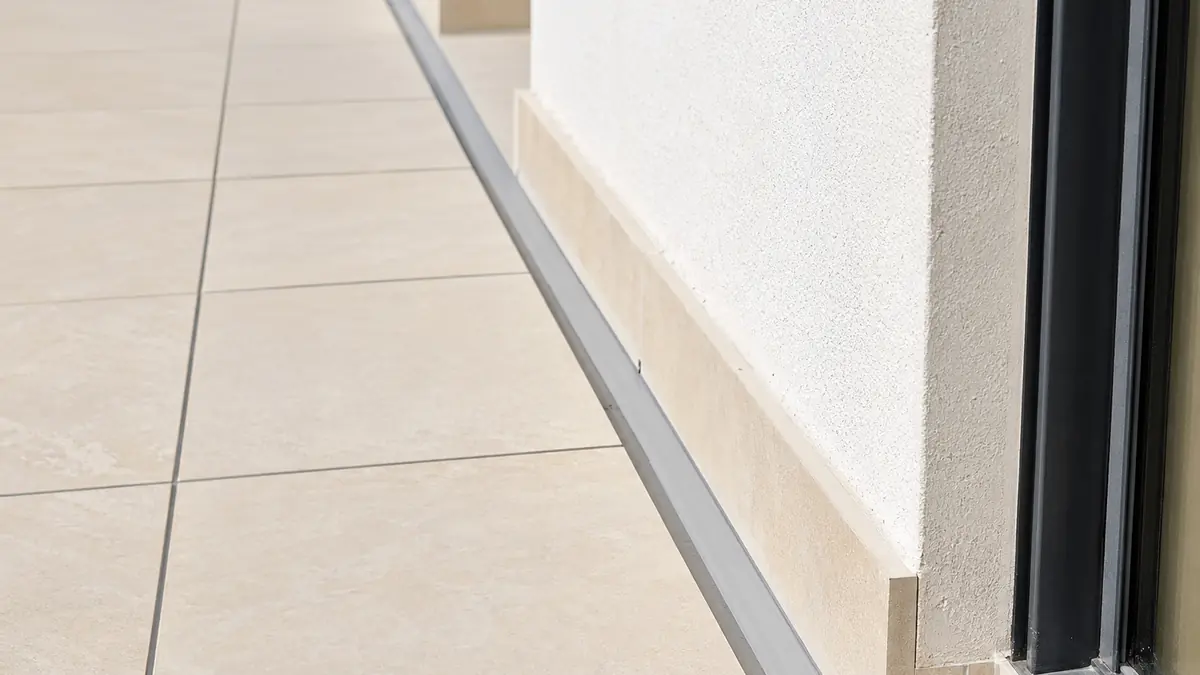 joint de dilatation terrasse contre maison